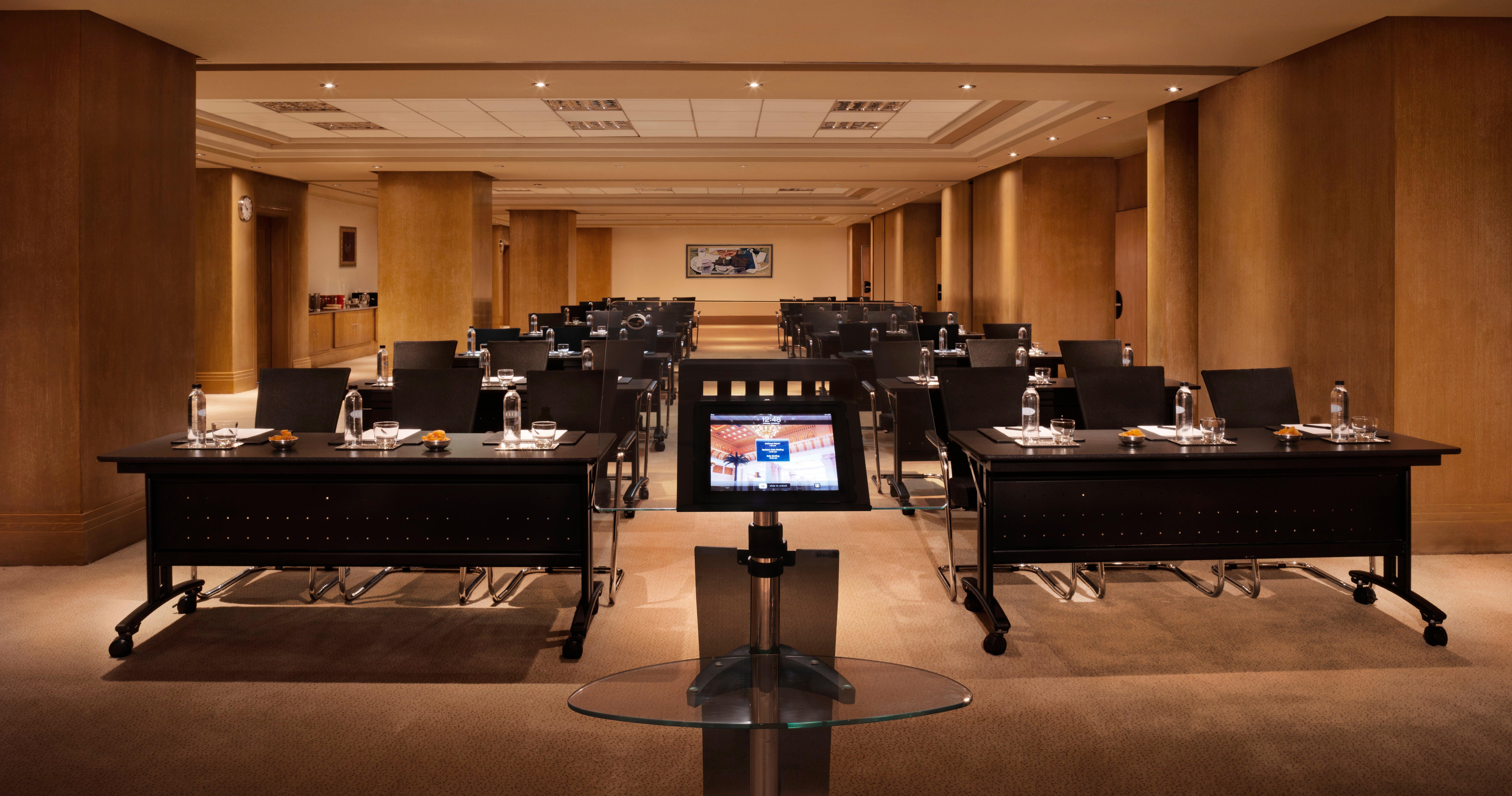 Intercontinental Cairo Citystars By Ihg Exterior foto Meeting room at the InterContinental London